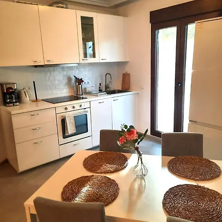 Happy Travel La Maestranza 5a Appartement