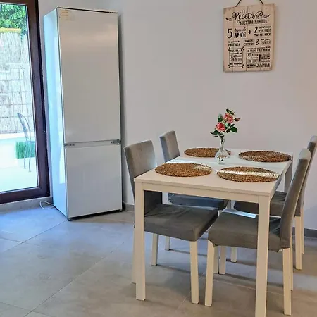 Happy Travel La Maestranza 5a