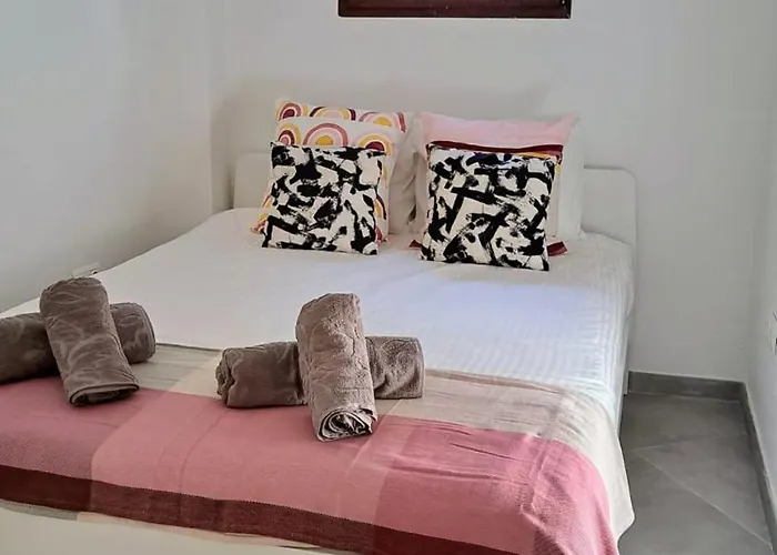 Happy Travel La Maestranza 5a