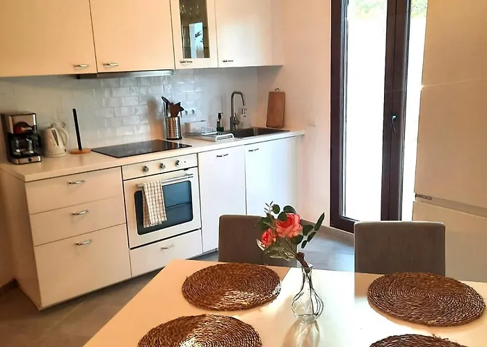 Happy Travel La Maestranza 5a Appartamento